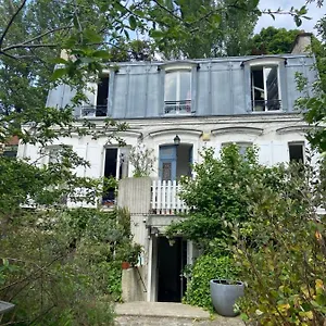  Bed & Breakfast Le Grand Maulnes